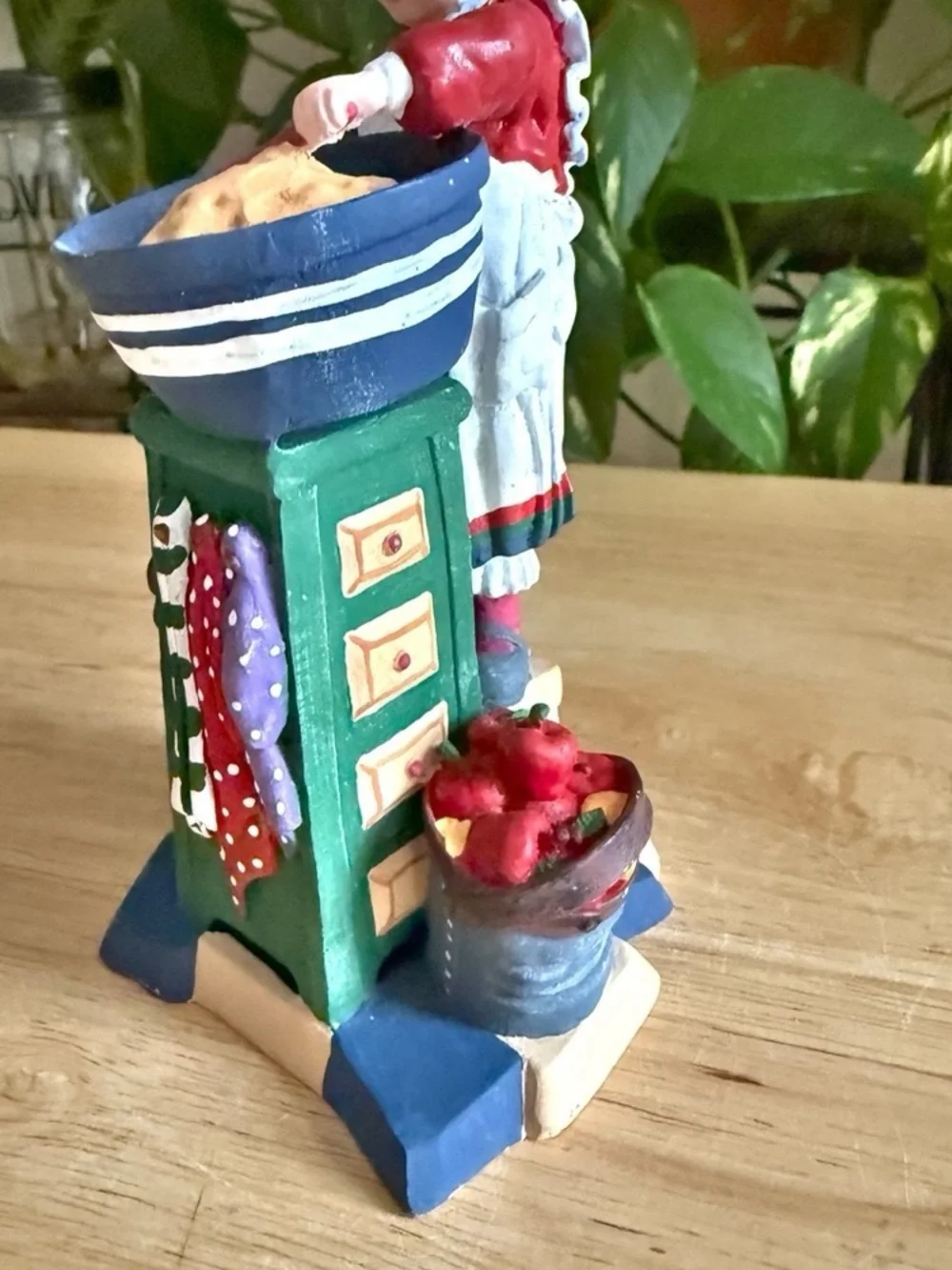 Dept 56 Madeline Making Cookies Figurine Vintage Country Christmas Kitchen Decor